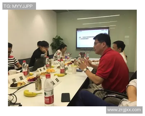 深圳羽毛球队在城市联赛中的团队协作表现分析与点评 深圳羽毛球队在城市联赛中的团队协作表现分析与点评